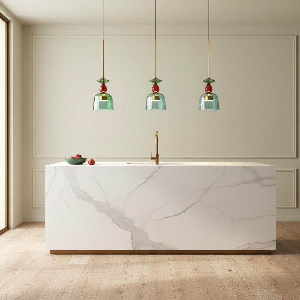 Suspension scandinave artisanale en forme de galets de verre colorés